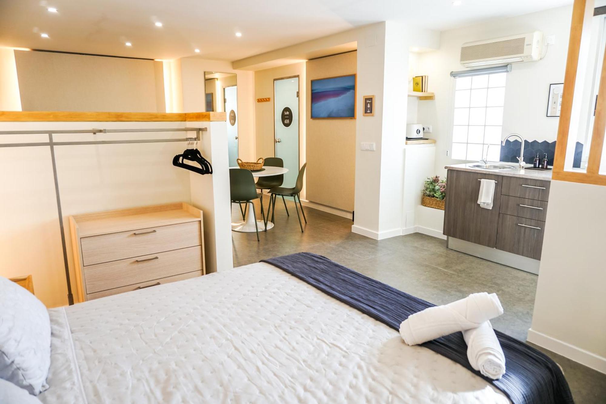 Estudio Suite 408 Alicante Luaran gambar